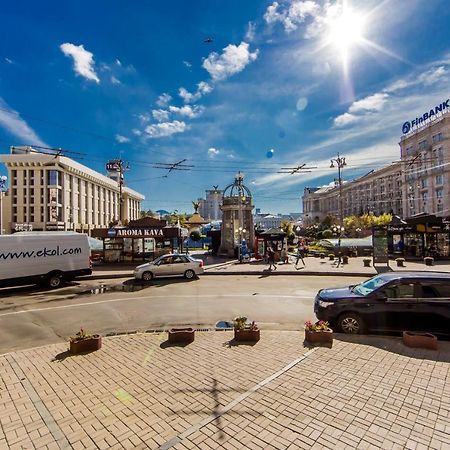 Two-Room Apartments On Maidan Nezavisimosti Kiev Exterior foto