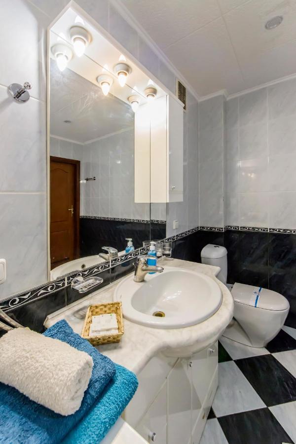 Two-Room Apartments On Maidan Nezavisimosti Kiev Exterior foto